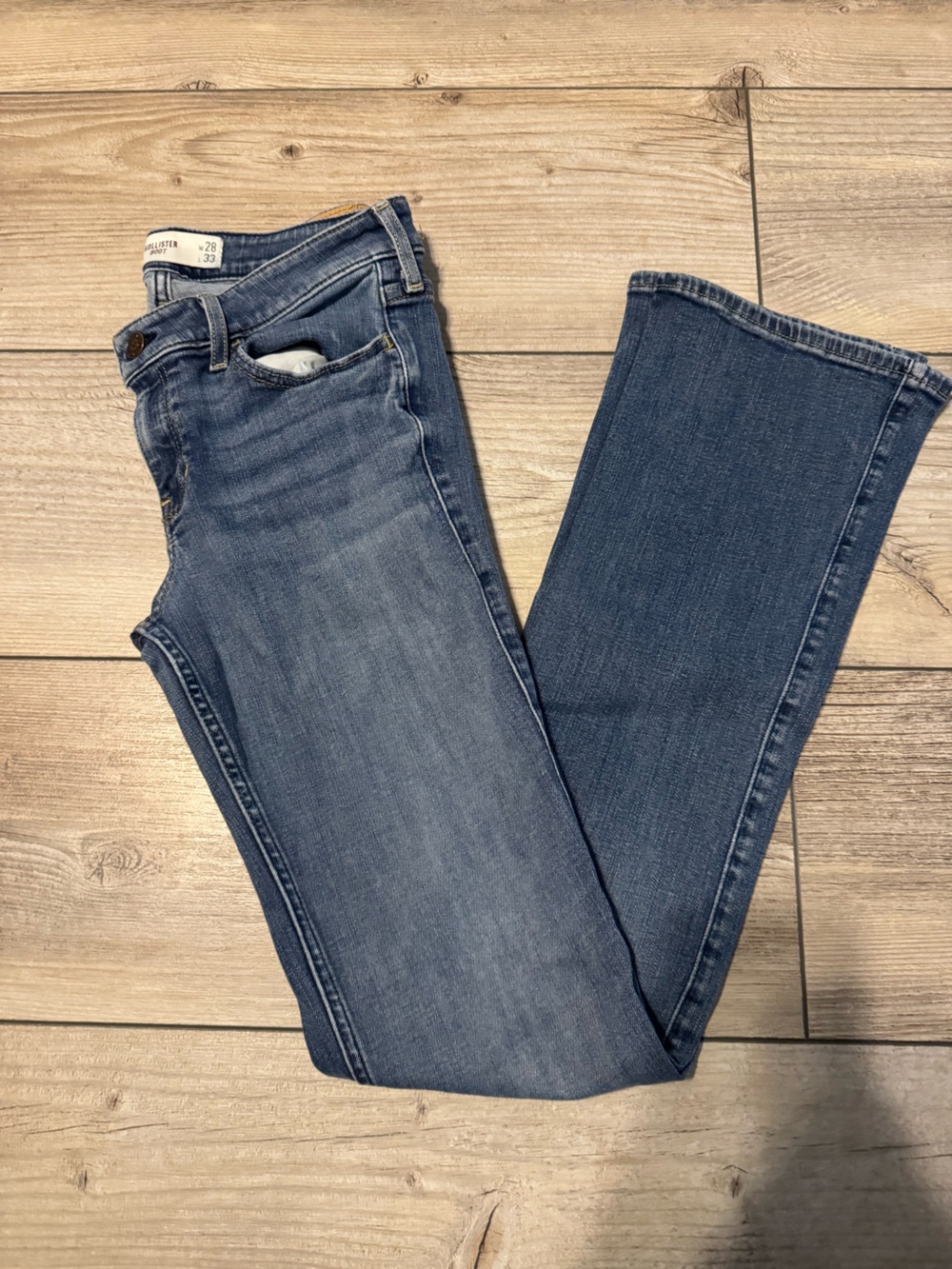 Hollister Women's Mid Blue Straight Jeans